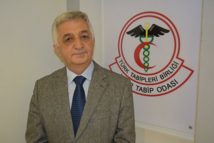 İzmir Tabip Odası Başkanı: Şu andaki pandemi, aşısızlar pandemisi