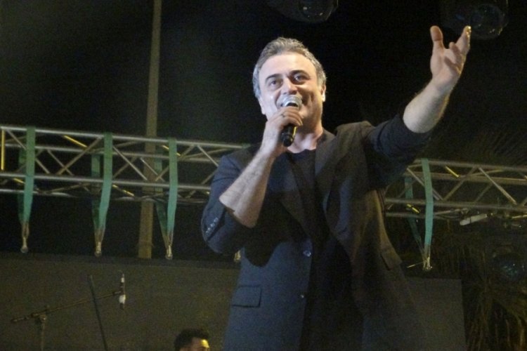 Kutsi, Hatay'da sevenleriyle buluştu