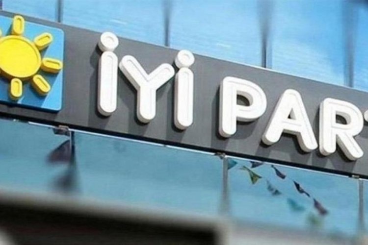İYİ Parti'de toplu istifa