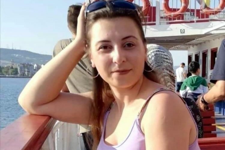 Tren kazasında &ouml;len Nebibe, servis şof&ouml;r&uuml;n&uuml;n hız yaptığını s&ouml;ylemiş