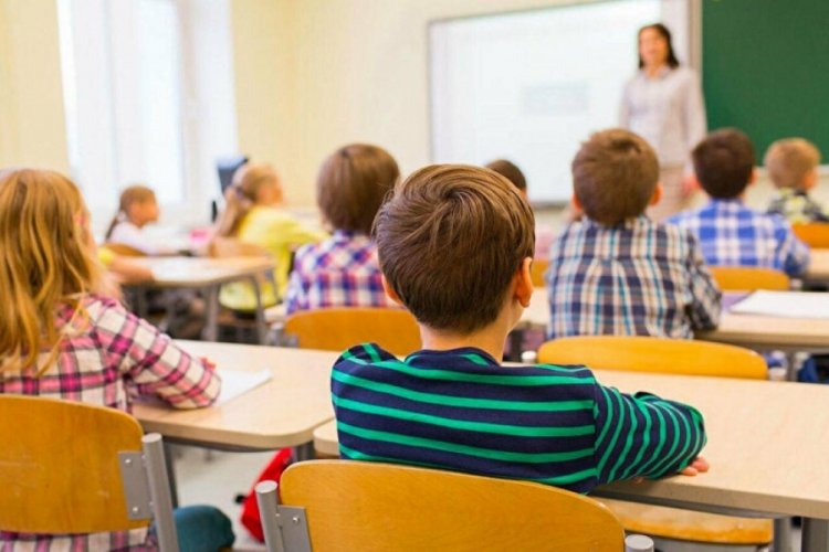 Okullarda pozitif vaka olunca ne yapılacak? MEB, rehber yayımladı