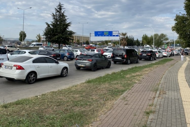 Bursa'da trafik kilitlendi!