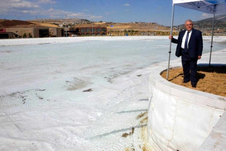 Kahramanmaraş'ta Avrupa'nın en b&uuml;y&uuml;k lag&uuml;n&uuml; su tutmaya başladı!