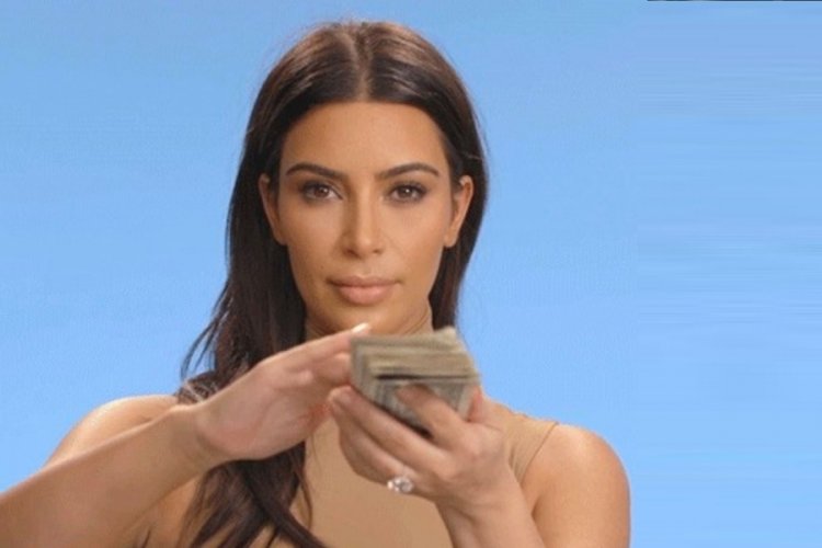 Sosyal medya hesabında denetlenmemiş kripto parayı tanıtan Kim Kardashian eleştirildi
