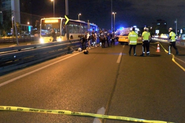 İstanbul'da motosiklet kazası: 2 &ouml;l&uuml;