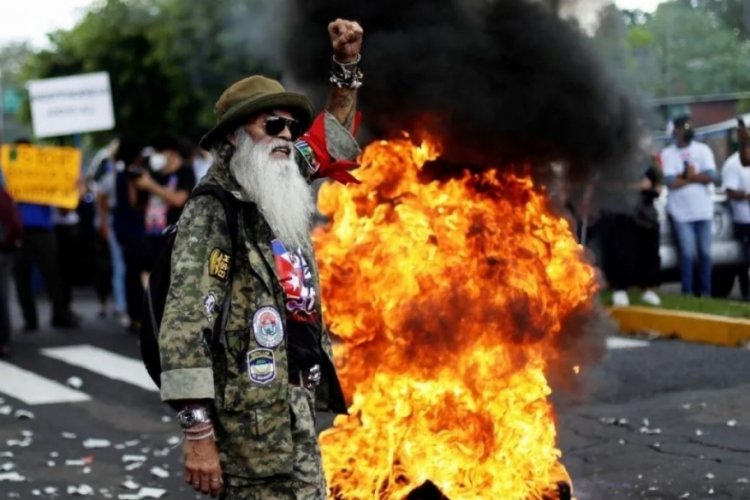 El Salvador'da Bitcoin ardından protestolar başladı