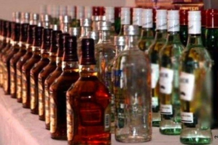 Bursa'da sahte i&ccedil;kiden &ouml;l&uuml;mlerle ilgili 6 sanığın yargılanmasına devam edildi