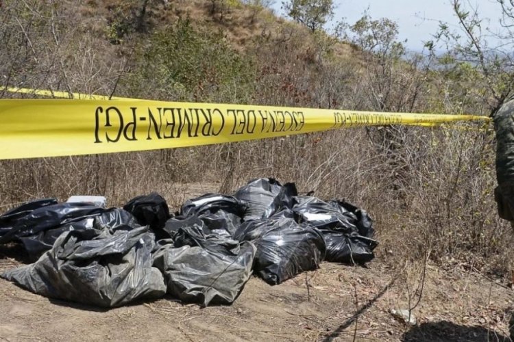 Meksika'da şimdi de artezyen kuyusunda 20 ceset bulundu
