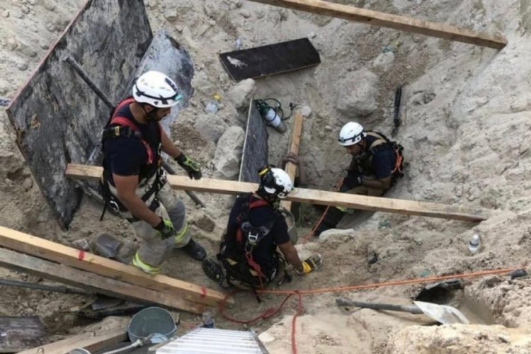 Yeni Kuveyt Havalimanı inşaatında toprak kayması y&uuml;z&uuml;nden 2 iş&ccedil;i &ouml;ld&uuml;