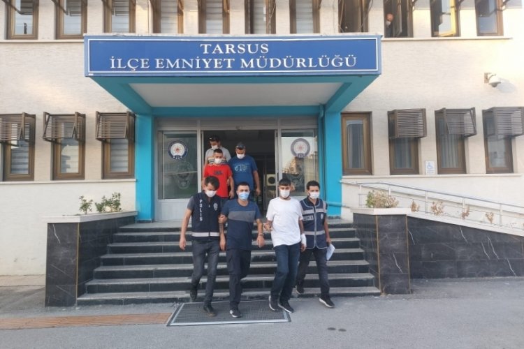 Mersin Tarsus'ta bı&ccedil;aklı saldırıya 3 tutuklama!
