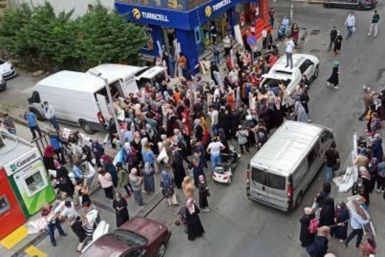 İstanbul'da indirimli halı izdihamı!