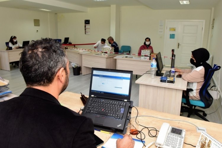 İş arayanların yüzü Bursa Yıldırım'da güldü