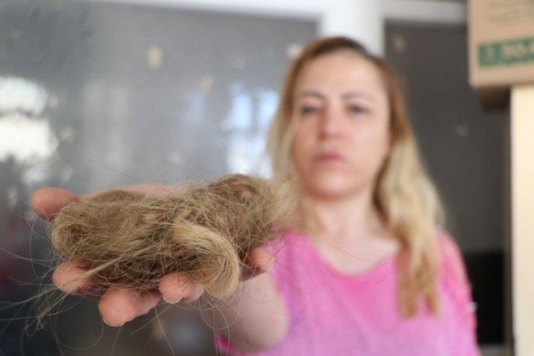 Kadın hasta, hemşireye saldırarak sa&ccedil;larını yoldu