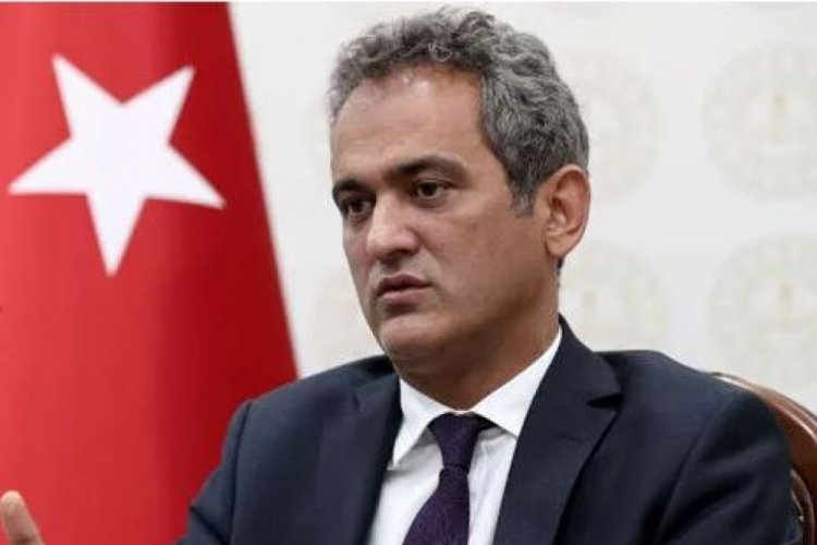 Milli Eğitim Bakanı &Ouml;zer, y&uuml;z y&uuml;ze eğitimin ilk haftasını değerlendirdi