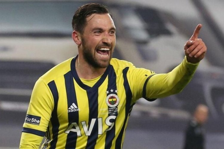 Sinan G&uuml;m&uuml;ş'ten a&ccedil;ıklama: 'Maalesef transferim ger&ccedil;ekleşmedi...'