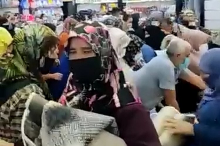 Elazığ'da 50 TL'den 'halı' satıldığını duyanlar, o an koronavir&uuml;s&uuml; unuttu!