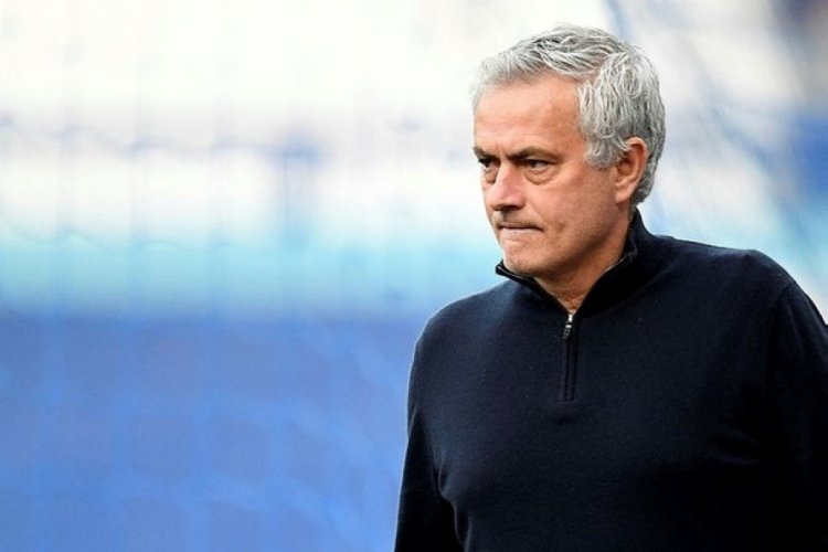 Roma, teknik direkt&ouml;r&uuml; Jose Mourinho'nun 1000. ma&ccedil;ında galip geldi