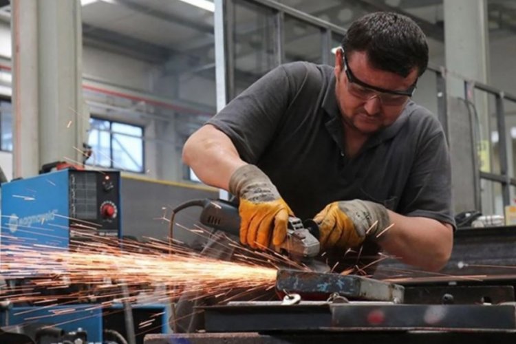 Sanayi &uuml;retimi hız kesmeye başladı