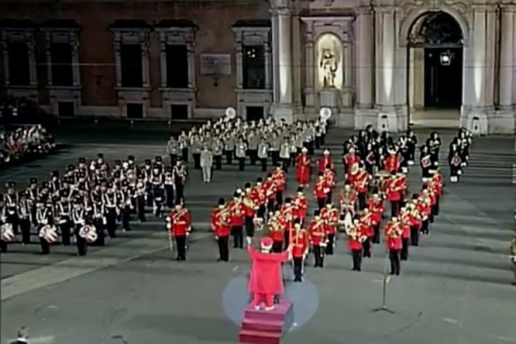 Bursa Mehter Takımı İtalya'da festivale damga vurdu