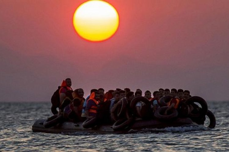 Avrupa Birliği, Yunanistan'a ek g&ouml;&ccedil; fonu i&ccedil;in şart koştu