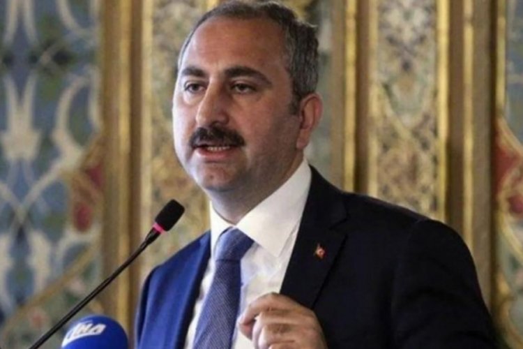 Bakan G&uuml;l, savcı adaylarına seslendi:  G&ouml;z&uuml;n&uuml;z bağlı, teraziniz şaşmaz olsun!