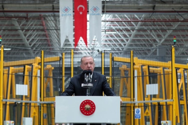 Cumhurbaşkanı Erdoğan: İstihdam sağlayan her sanayicinin başımızın &uuml;st&uuml;nde yeri vardır