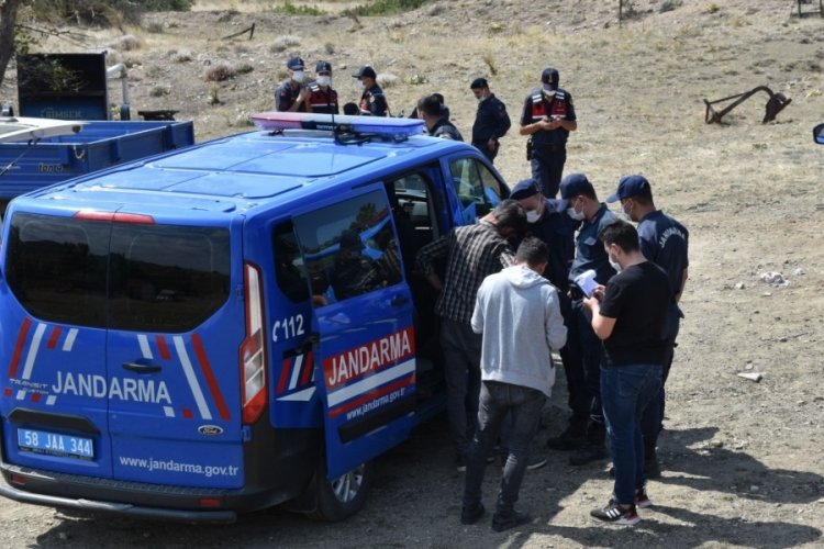 Sivas'ta 2 &ccedil;ocuk annesi kayıp!