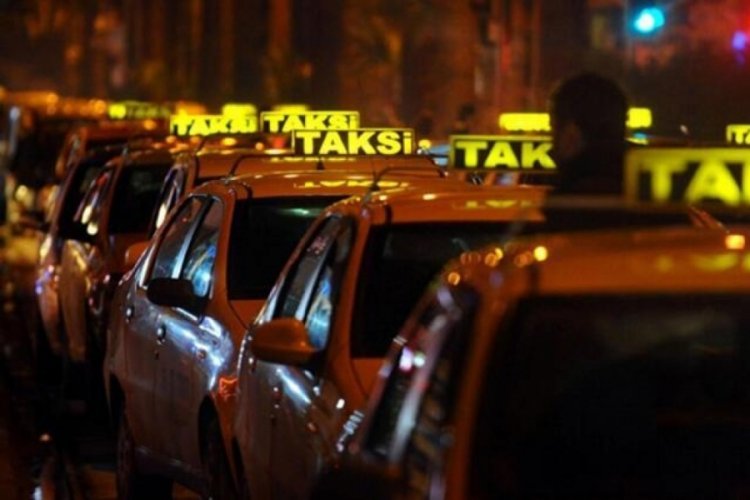 Taksiciler i&ccedil;in yeni değişiklik: Yaş sınırı 68'e y&uuml;kseldi