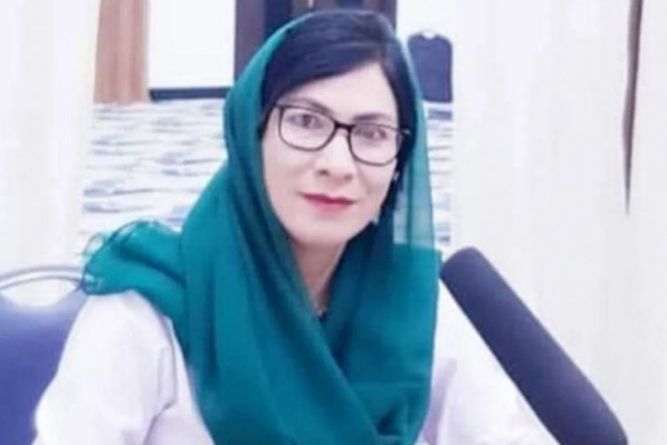 Kabil'de Taliban'ın işgalinin ardından evinden &ccedil;ıkamayan kadın yardım istedi