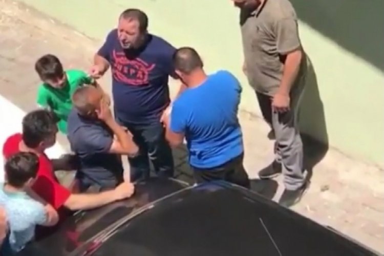 İstanbul Bağcılar'da hırsızı d&ouml;verek, parasını geri aldı