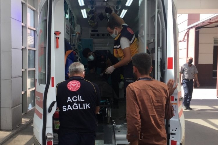 Adıyaman'da &uuml;zerine mermer par&ccedil;ası d&uuml;şen iş&ccedil;i, &ouml;ld&uuml;