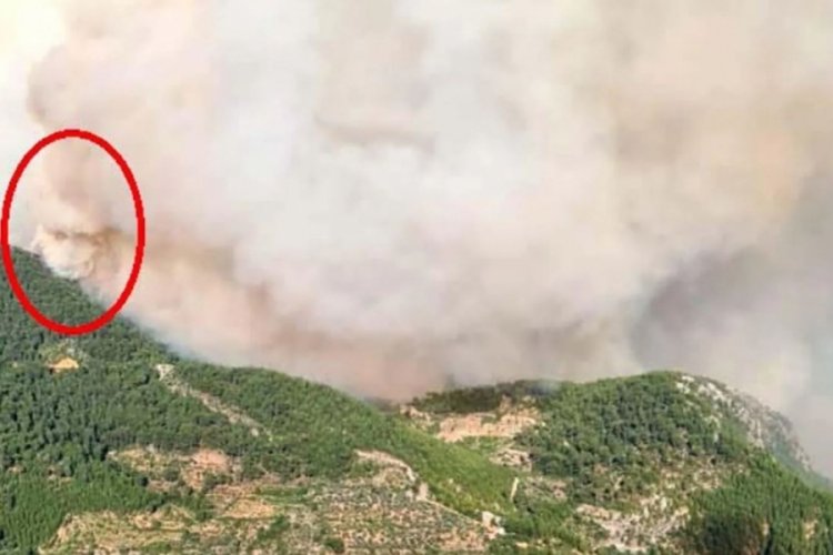 Antalya'da orman yangınında 'yangın şeytanı' meydana geldi