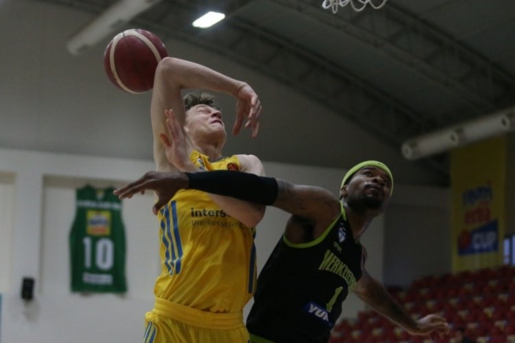 Frutti Extra Cup'ta ALBA Berlin, Yukatel Merkezefendi Belediyesi Basket'i yendi