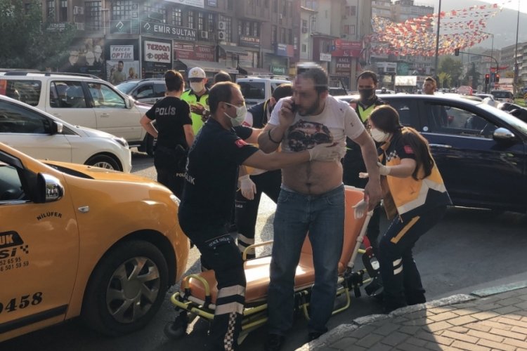 Bursa'da taksi şoförü bıçaklandı