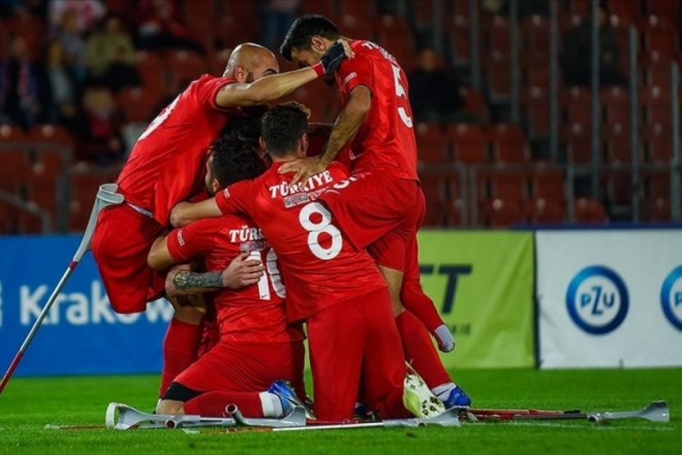 Ampute Futbol Milli Takımı, İspanya'yı 6-0 yenerek şampiyon oldu