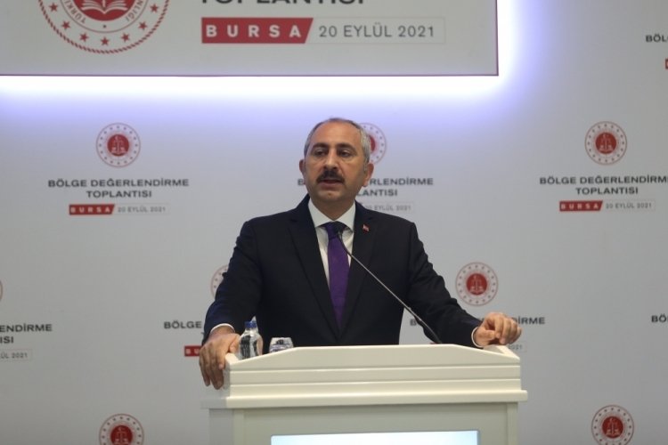 Bakan G&uuml;l Bursa'da: Tarafsız yargıyı yıpratma kampanyasını kabul etmeyiz