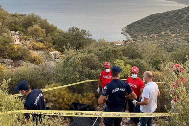 Antalya'da doğa y&uuml;r&uuml;y&uuml;ş&uuml; yapan Rus turist &ouml;ld&uuml;