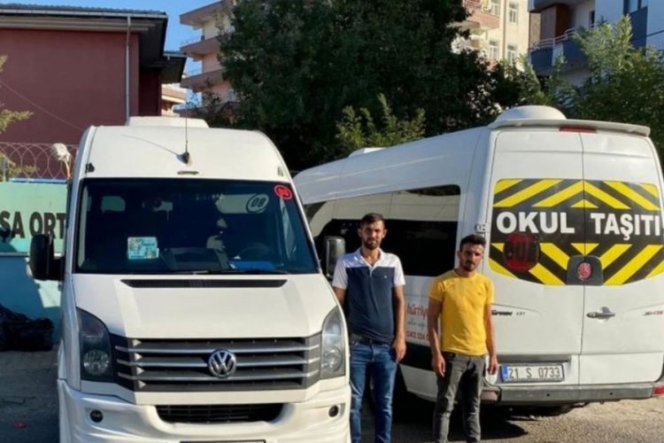 Diyarbakır'daki okul m&uuml;d&uuml;r&uuml;n&uuml;n servis&ccedil;ilerden r&uuml;şvet istediği iddia edildi
