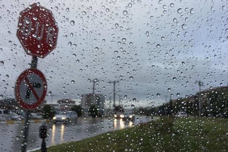 Marmara ve Karadeniz b&ouml;lgelerinin bazı kesimleri i&ccedil;in sağanak uyarısı