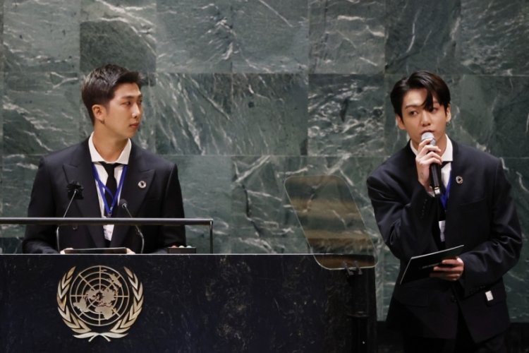 BTS &uuml;yeleri Birleşmiş Milletler Genel Kurulu'nda konuşma yaptı