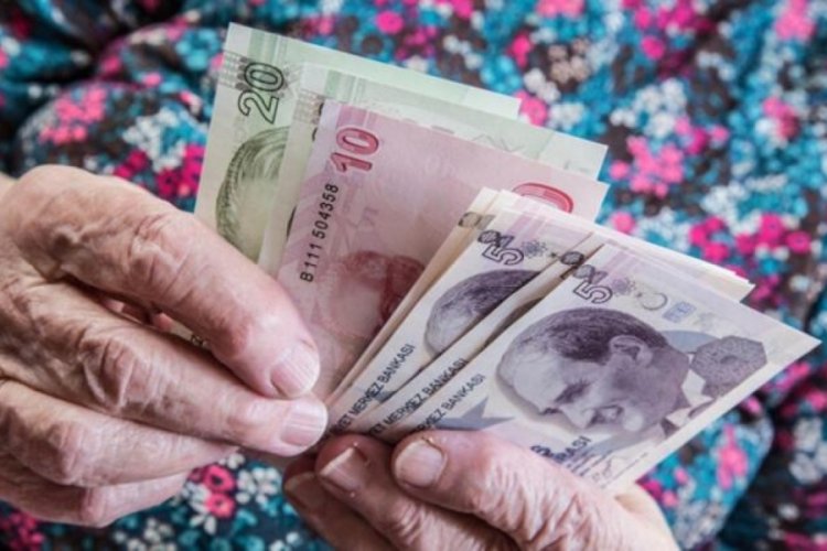 Emekli maaşı kaç yaşında bağlanır? İşte herkesin merak ettiği o şartlar...