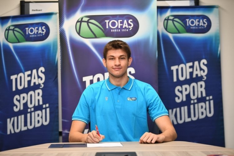 Tofaş Spor Kulübü'nde Ali Taşkın'dan 5 yıllık profesyonel imza!
