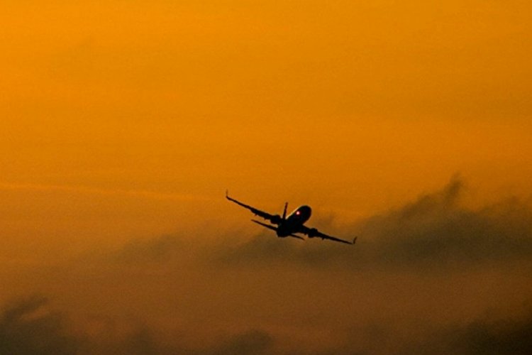 Cezayir, hava sahasını Fas'a kapattı