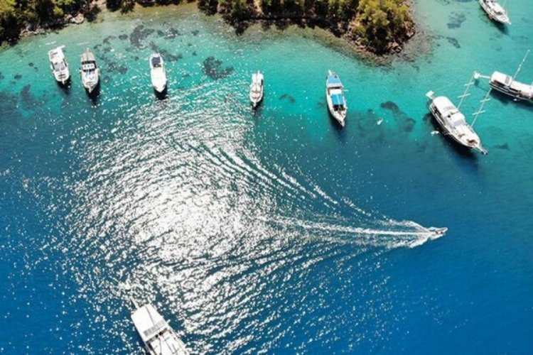 Turizm sekt&ouml;r&uuml; 2022'den &ccedil;ok umutlu