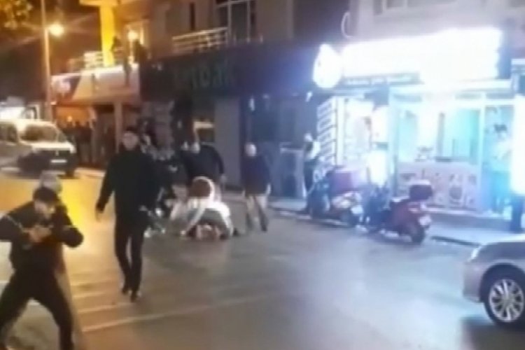 İstanbul Kartal'da tekmeli yumruklu kavga!