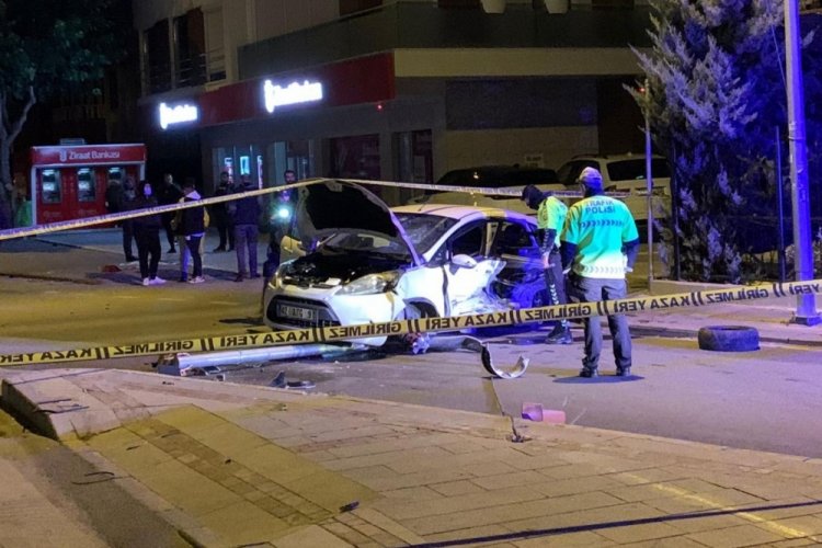 Konya'da feci kaza! Edanaz ile Irmak &ouml;ld&uuml;, 3 yaralı