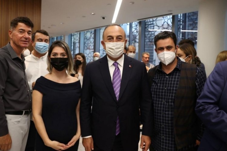 Dışişleri Bakanı &Ccedil;avuşoğlu, New York'ta T&uuml;rk vatandaşlarıyla bir araya geldi
