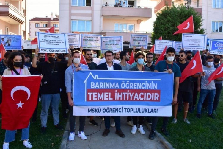 Muğla'da &uuml;niversite &ouml;ğrencilerinden barınma protestosu