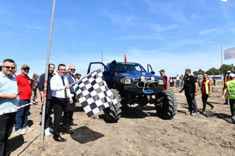 Adrenalin tutkunları Bursa Mustafakemalpaşa'da buluştu