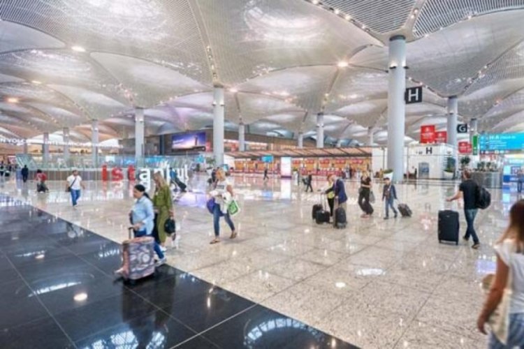 Ulaştırma Bakanı: İstanbul Havalimanı'nda yolcu sayısı 100 milyonu aştı